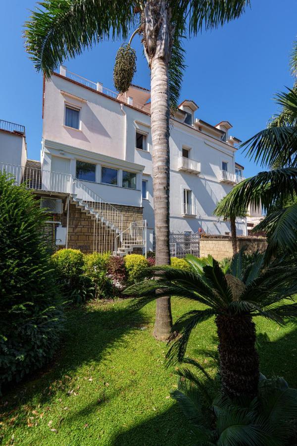 Enfasi Holiday Home ヴィーコ・エクエンセ エクステリア 写真